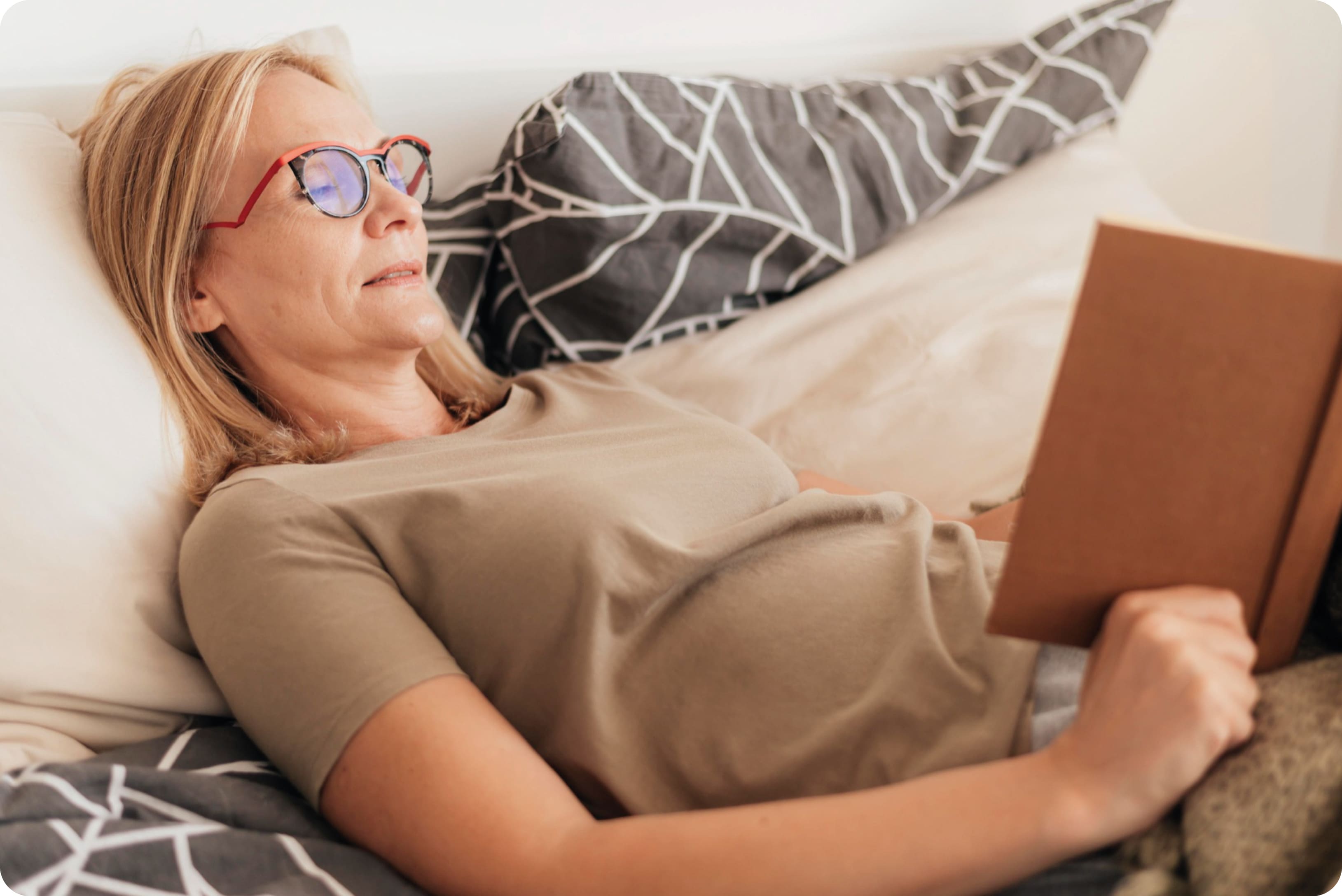 Как восстановить сон при приливах и бессоннице